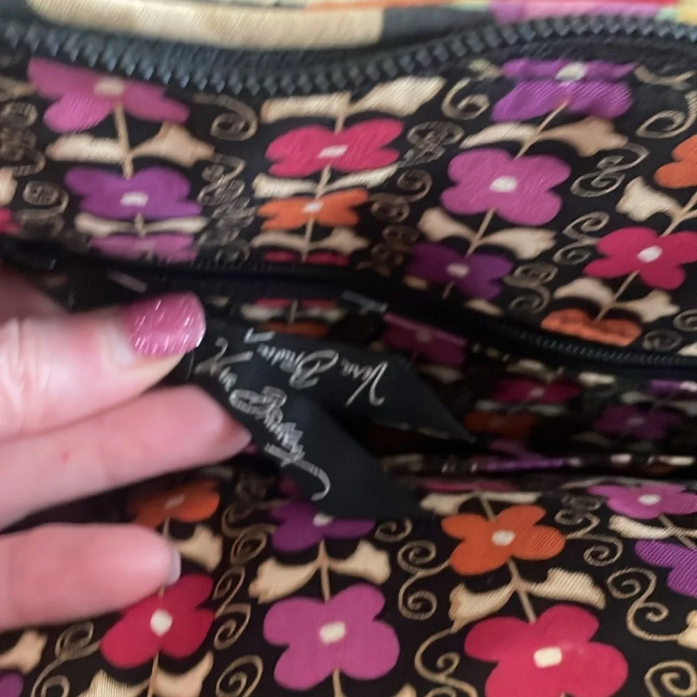 Vera Bradley Handbag. Very good condition.